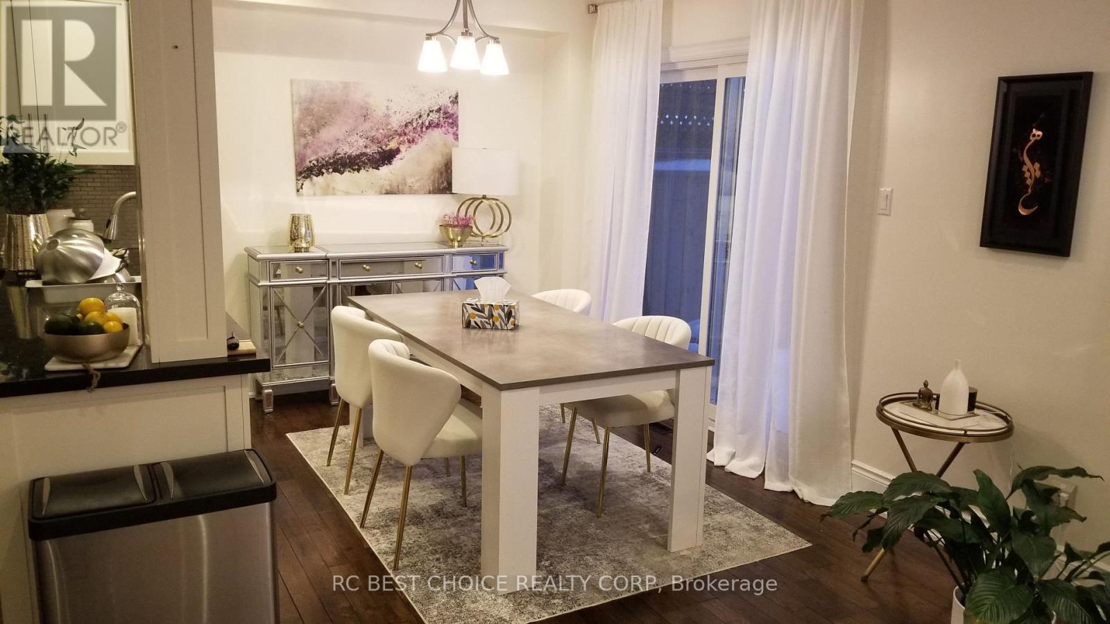 68 Carron Avenue, Vaughan, Ontario  L6A 1Y6 - Photo 5 - N13628264