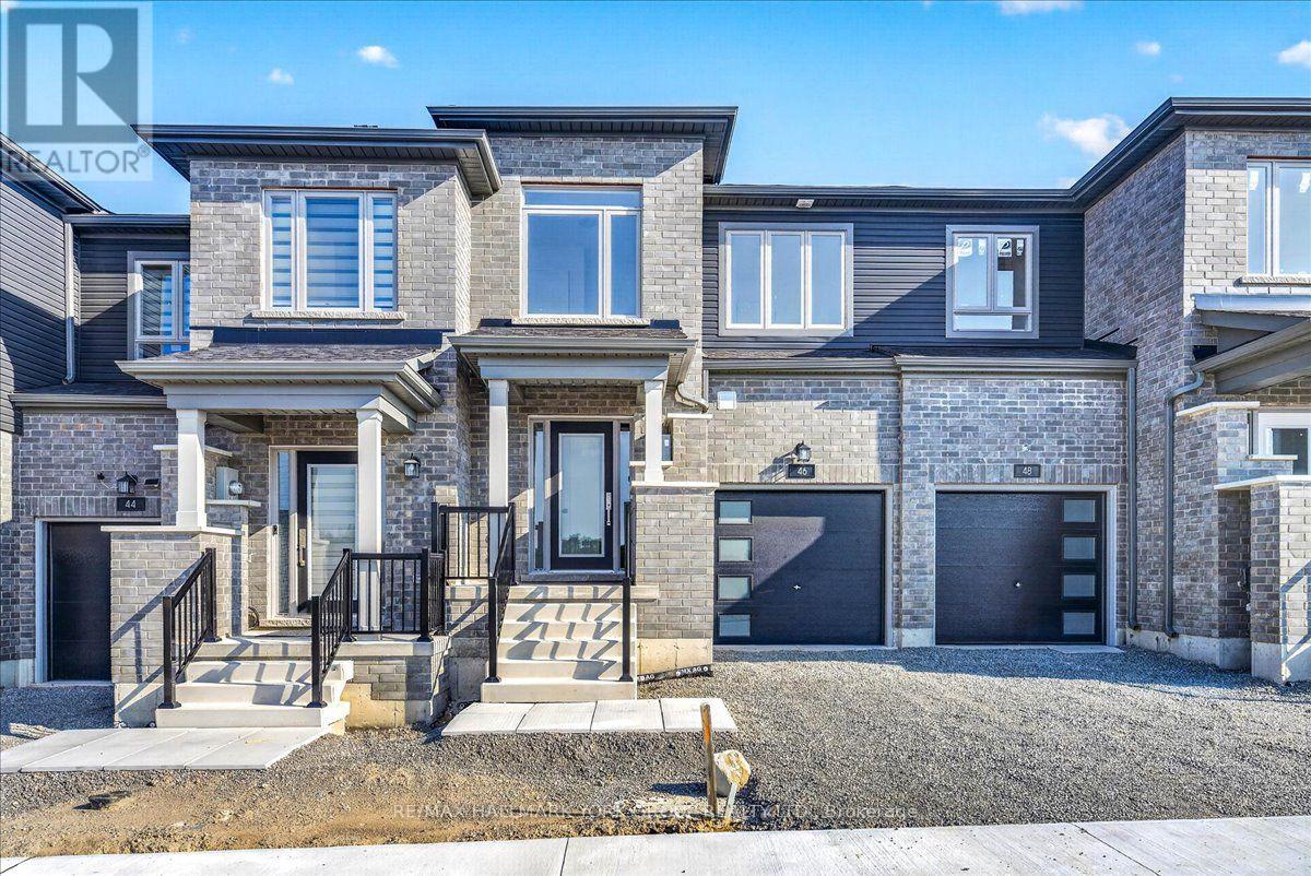 46 MCAUSH STREET, Barrie, Ontario
