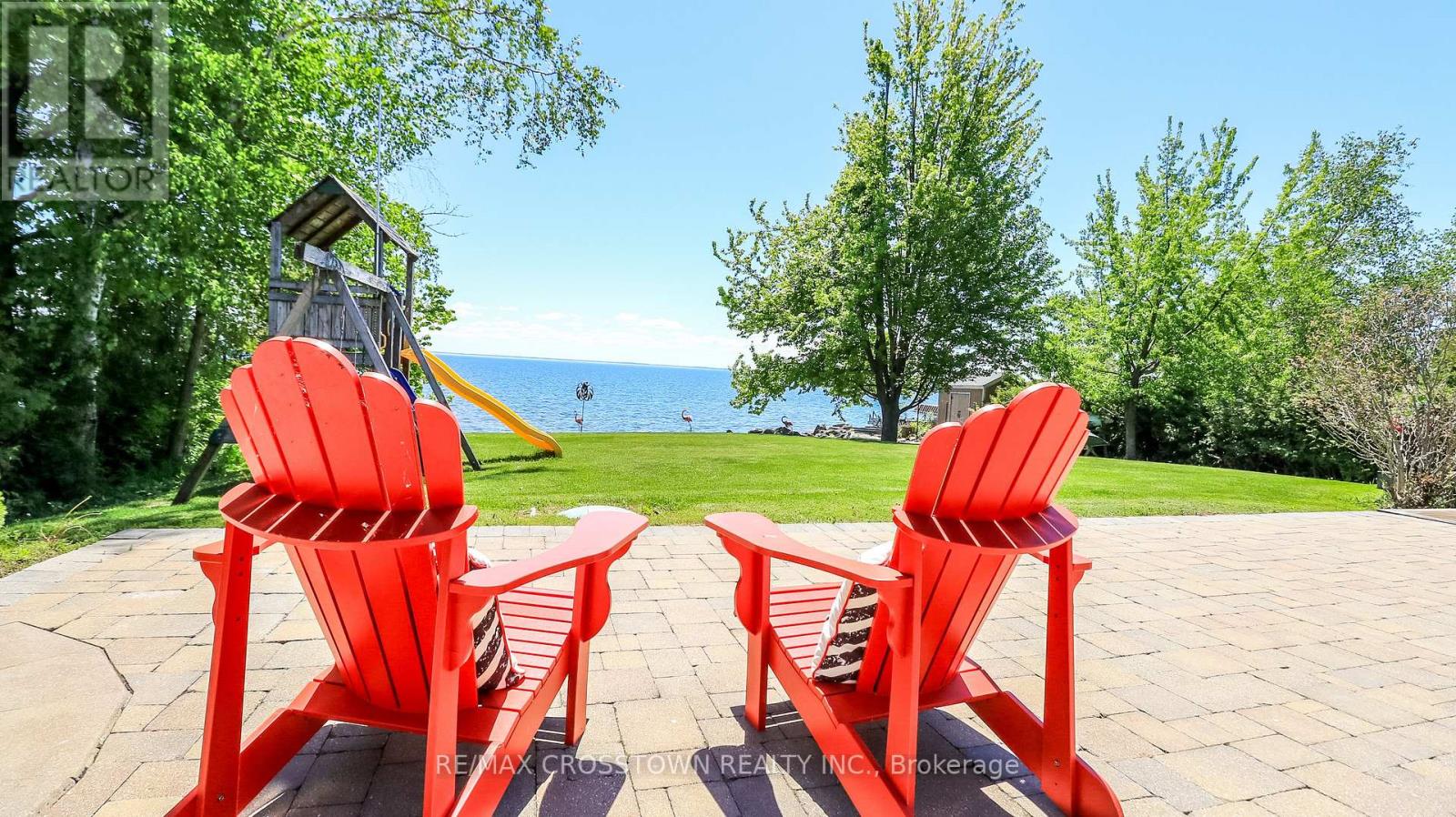 183 Lakeshore Road W, Oro-Medonte, Ontario  L0L 2E0 - Photo 2 - S13628308