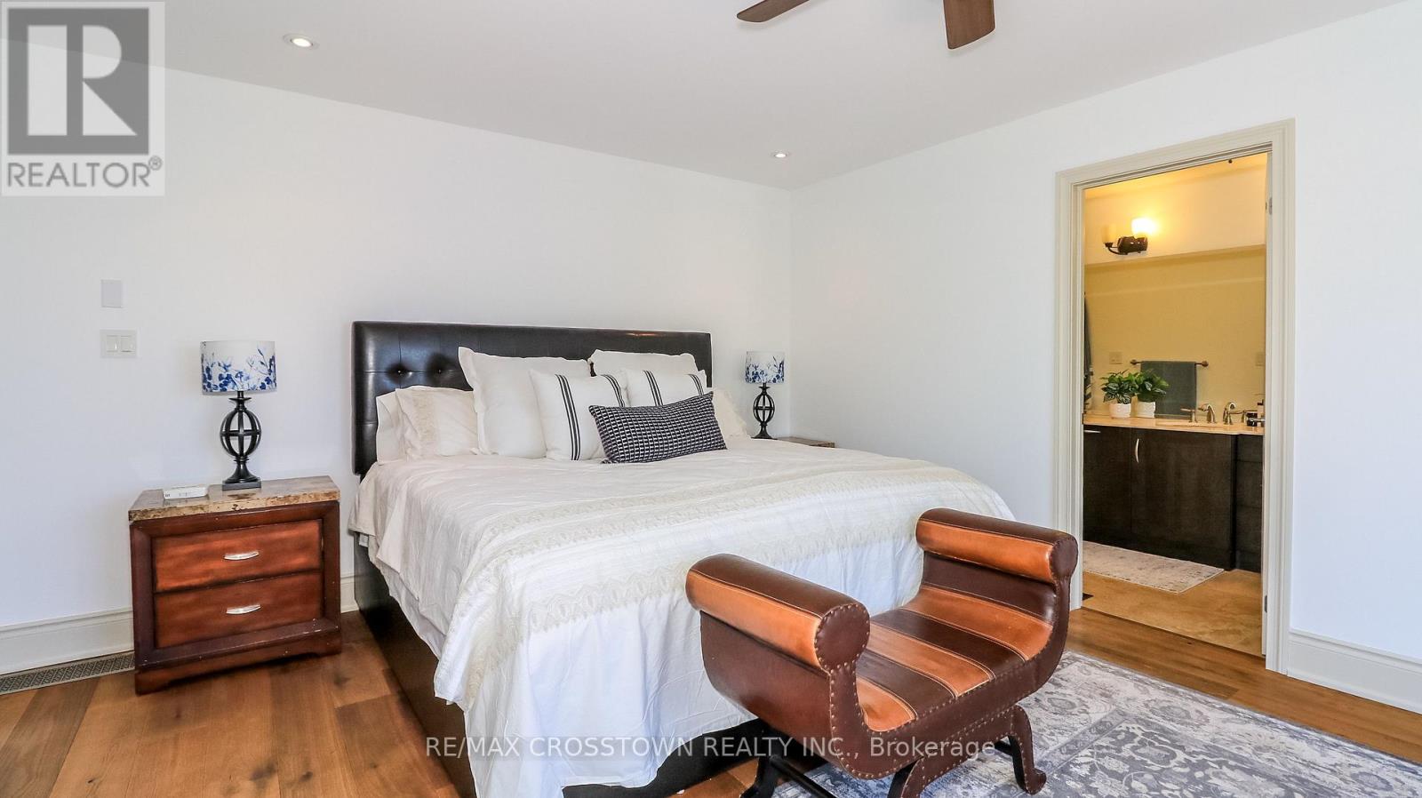 183 Lakeshore Road W, Oro-Medonte, Ontario  L0L 2E0 - Photo 21 - S13628308
