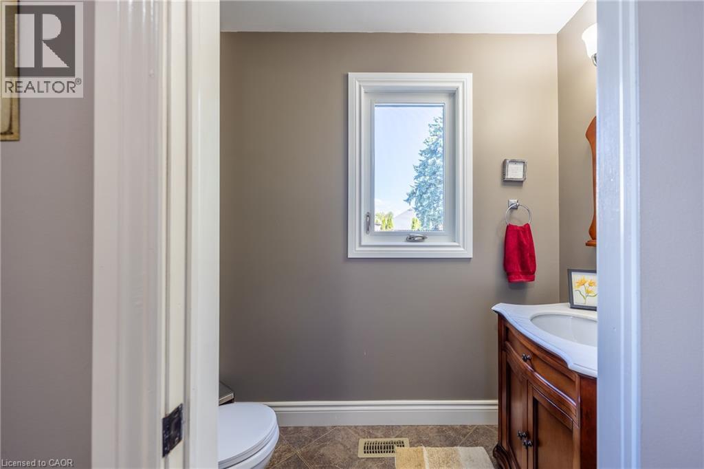 14 Prospect Street, Port Dover, Ontario  N0A 1N6 - Photo 13 - 40852543