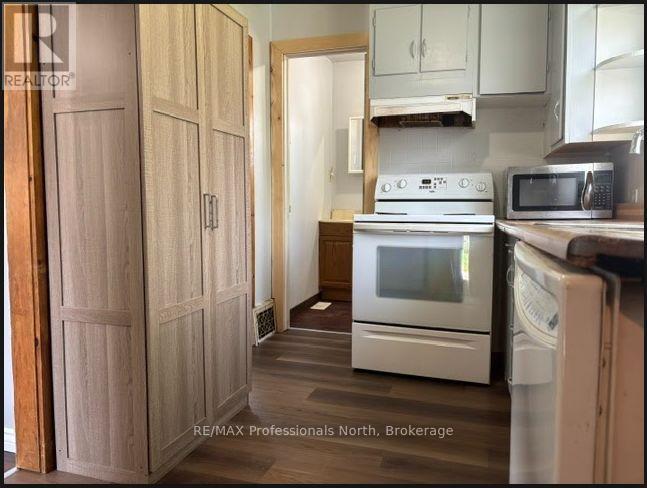 14 Chandos Street, Minden Hills, Ontario  K0M 2K0 - Photo 14 - X13628222