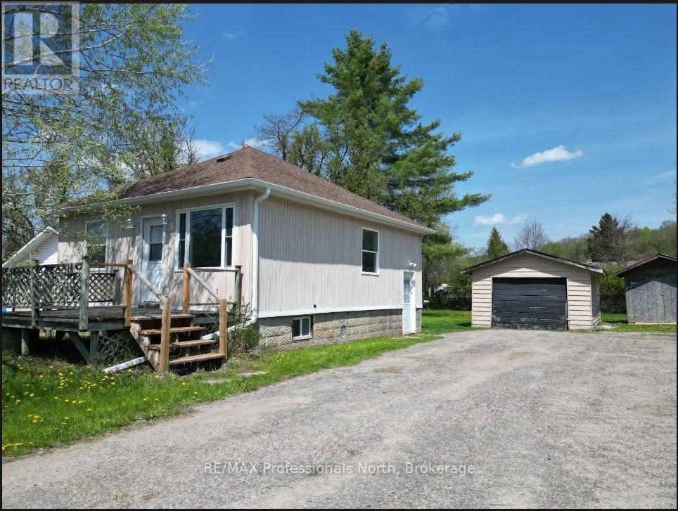 14 Chandos Street, Minden Hills, Ontario  K0M 2K0 - Photo 2 - X13628222