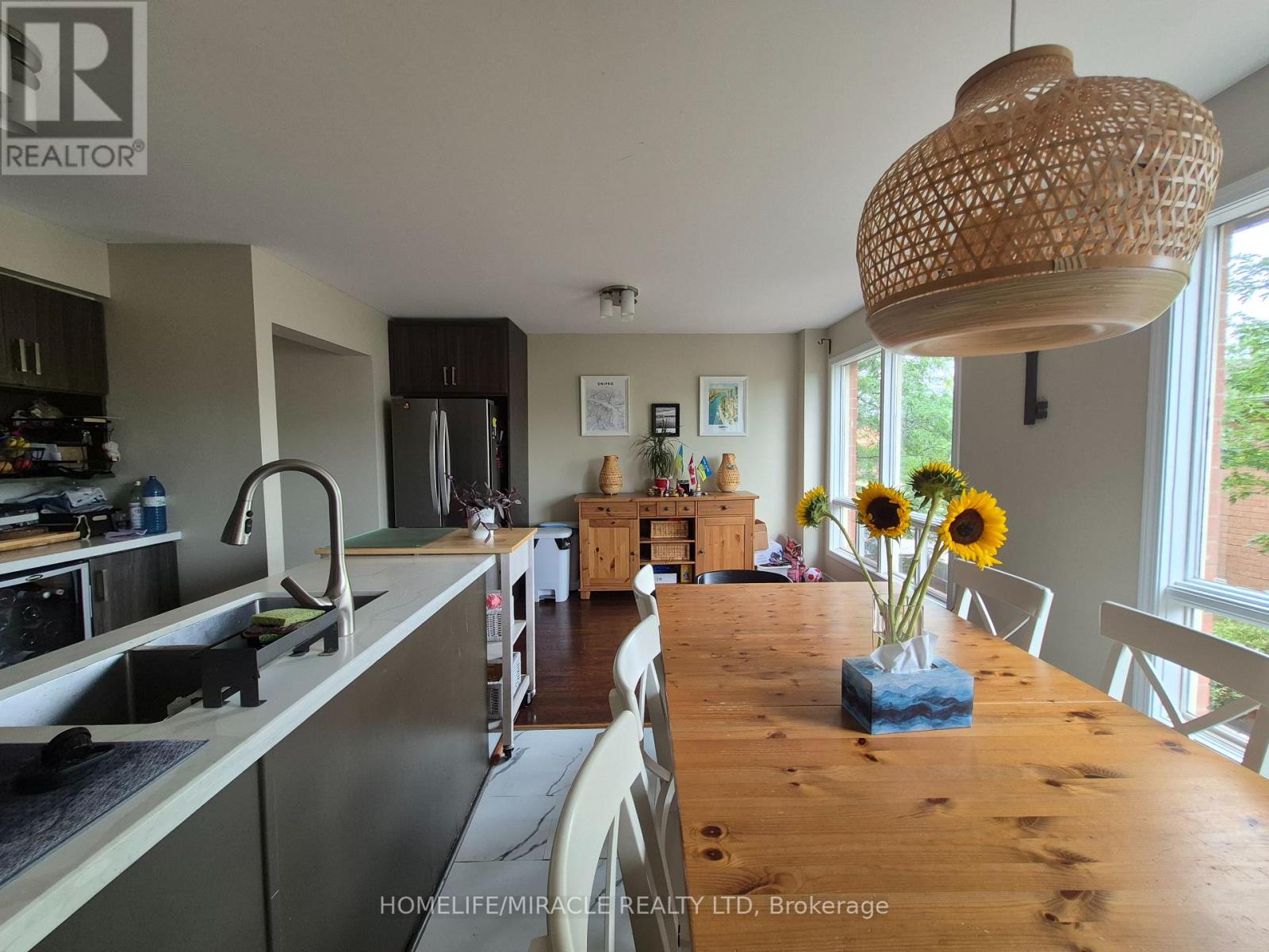2237 Prescott Place, Burlington, Ontario  L7L 6L3 - Photo 12 - W13628220