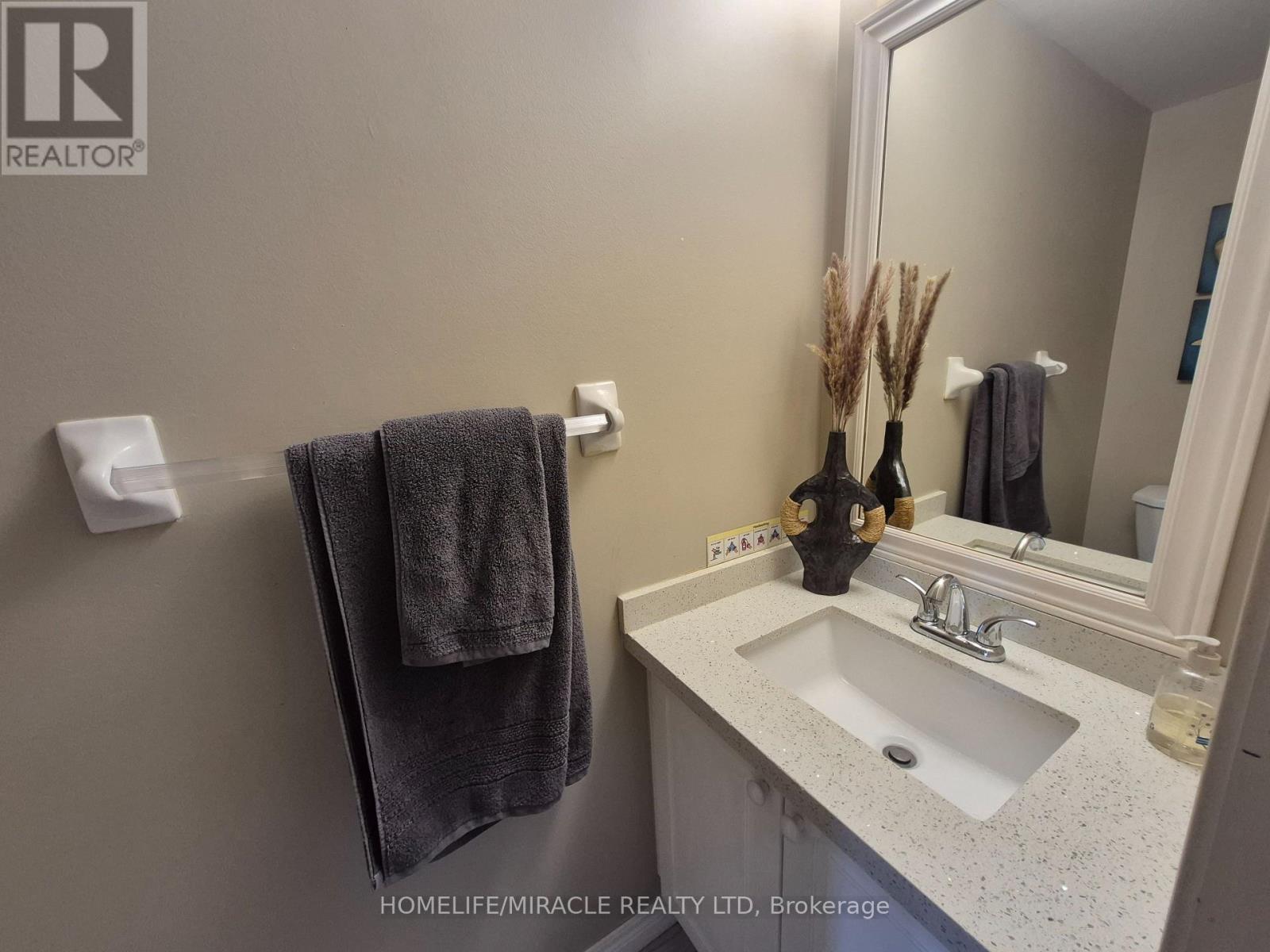 2237 Prescott Place, Burlington, Ontario  L7L 6L3 - Photo 14 - W13628220