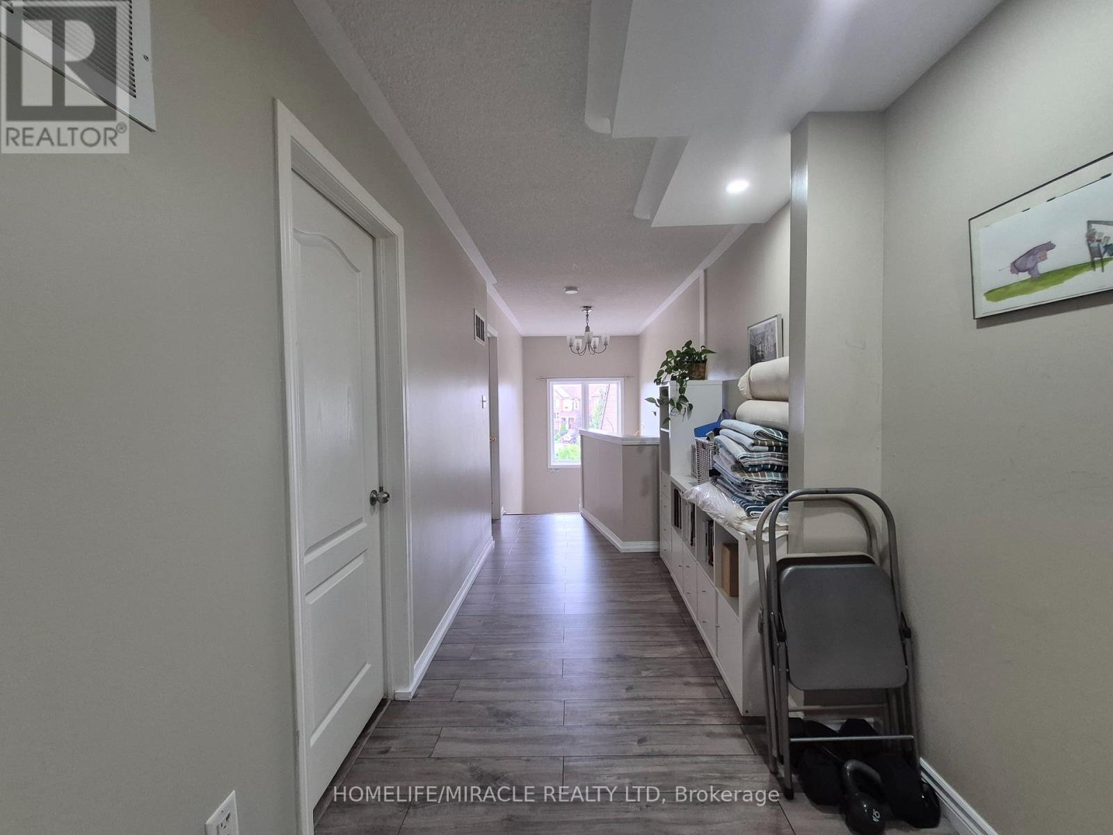 2237 Prescott Place, Burlington, Ontario  L7L 6L3 - Photo 18 - W13628220