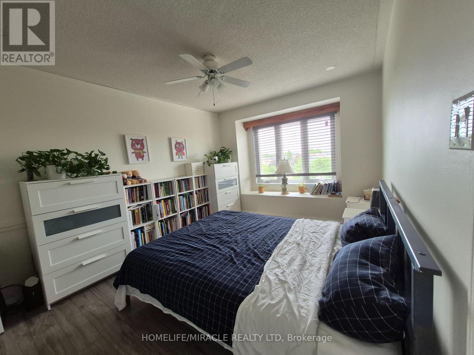 2237 Prescott Place, Burlington, Ontario  L7L 6L3 - Photo 21 - W13628220