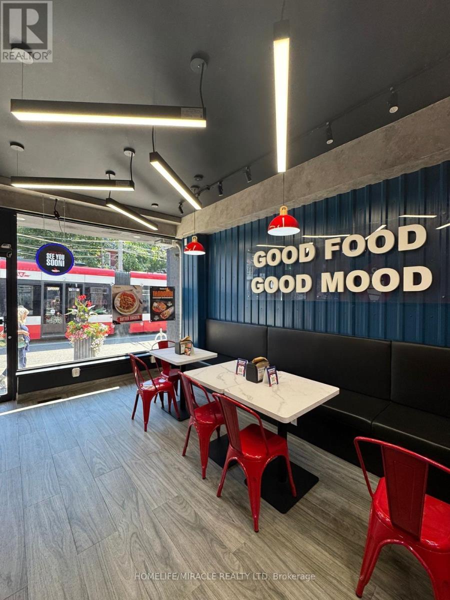 1660 Queen Street W, Toronto, Ontario  M6R 1B2 - Photo 4 - W13628226