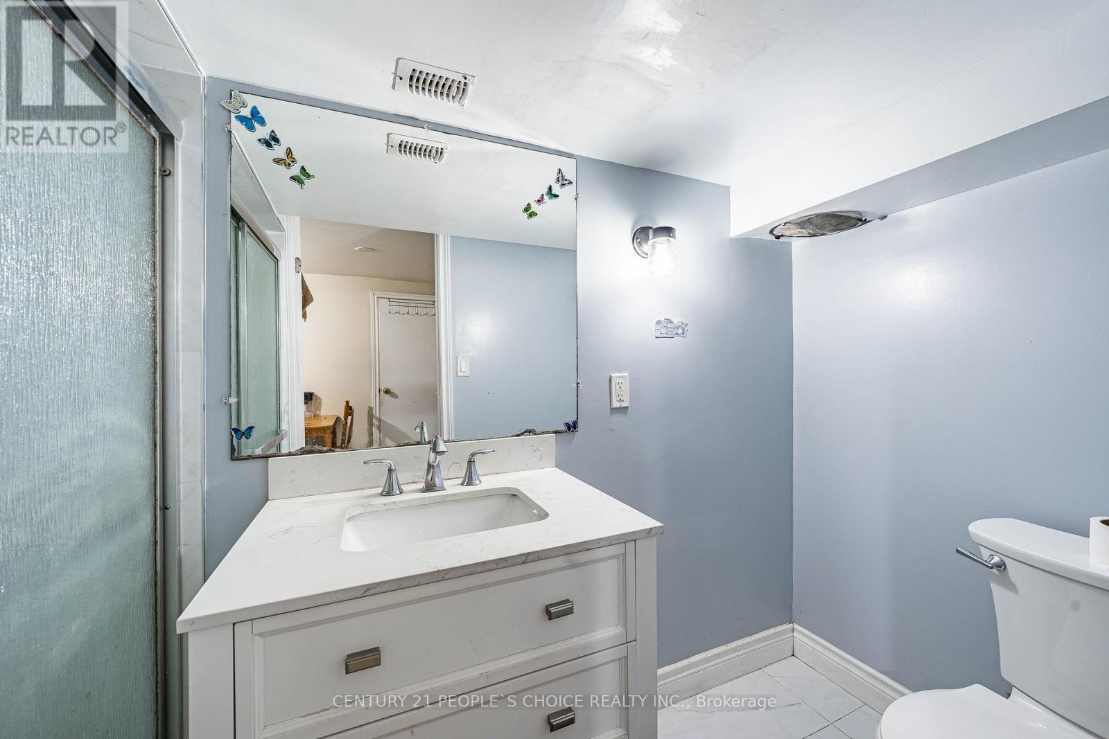 2 - 242 John Garland Boulevard, Toronto, Ontario M9V 1N8 - Photo 11 - W13628270