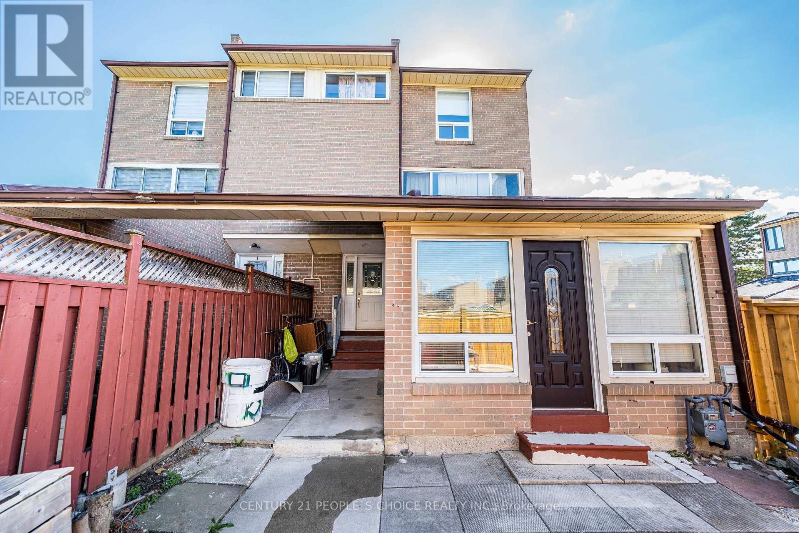 2 - 242 John Garland Boulevard, Toronto, Ontario M9V 1N8 - Photo 2 - W13628270