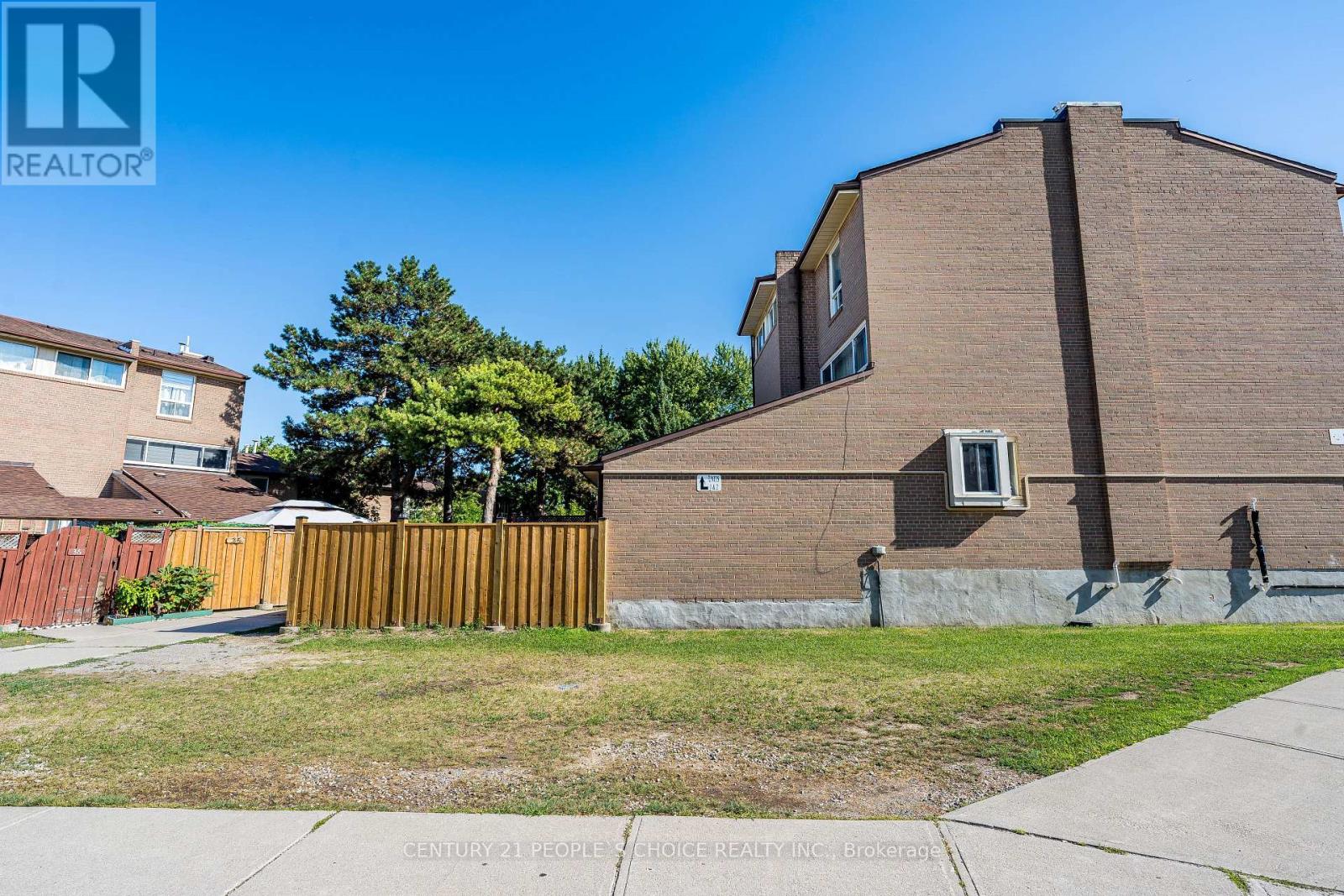 2 - 242 John Garland Boulevard, Toronto, Ontario M9V 1N8 - Photo 35 - W13628270