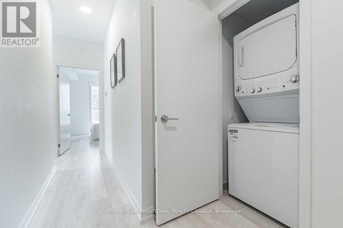2510 - 4065 Confederation Parkway, Mississauga, Ontario  L5B 4N1 - Photo 21 - W13628274