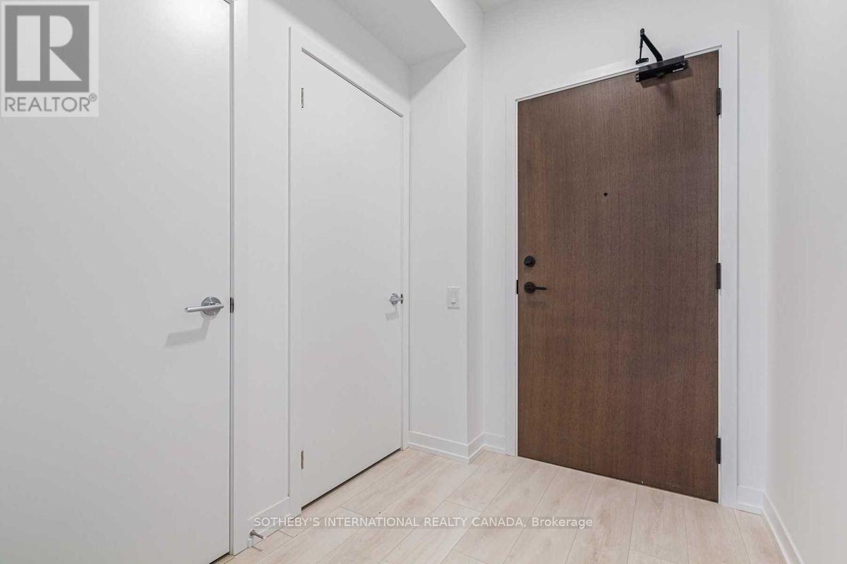 2510 - 4065 Confederation Parkway, Mississauga, Ontario  L5B 4N1 - Photo 4 - W13628274