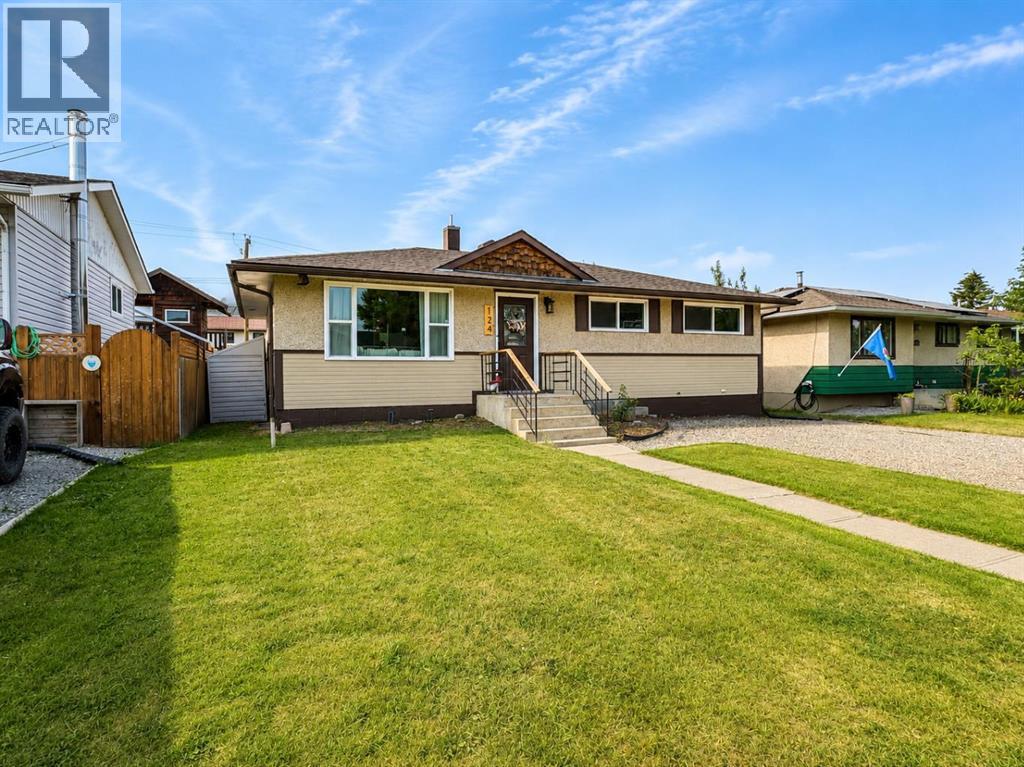 124 4 Avenue, Strathmore, Alberta