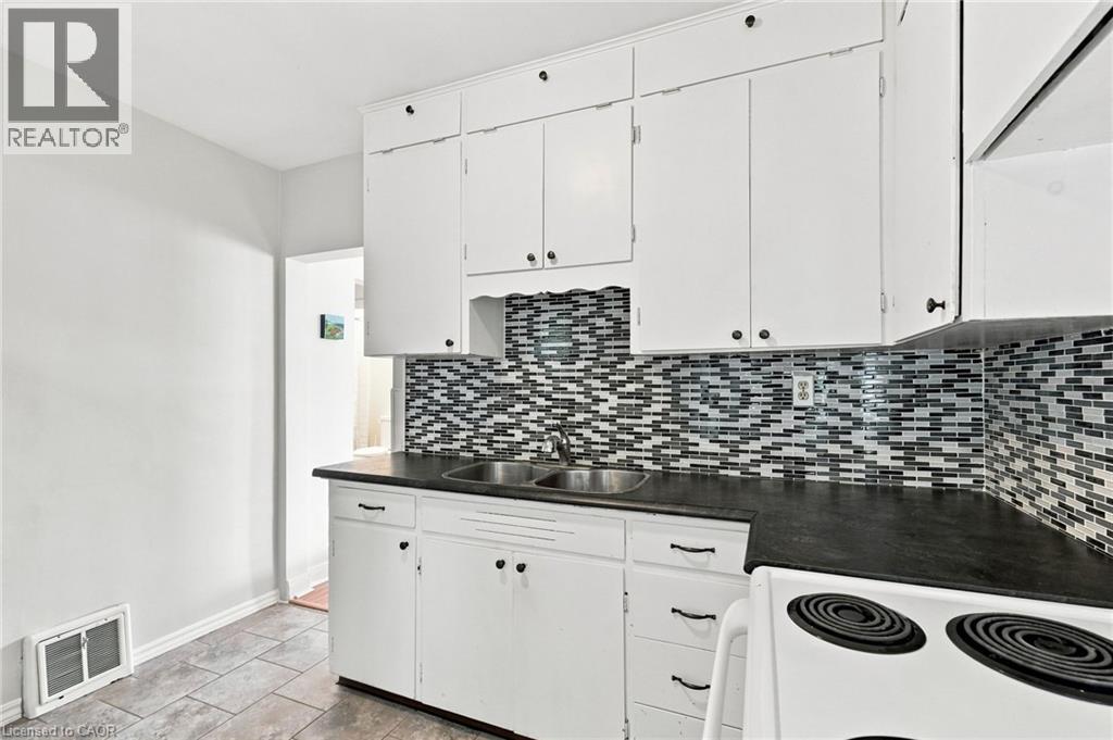 58 Edinburgh Avenue, Hamilton, Ontario  L8H 2C5 - Photo 21 - 40852286