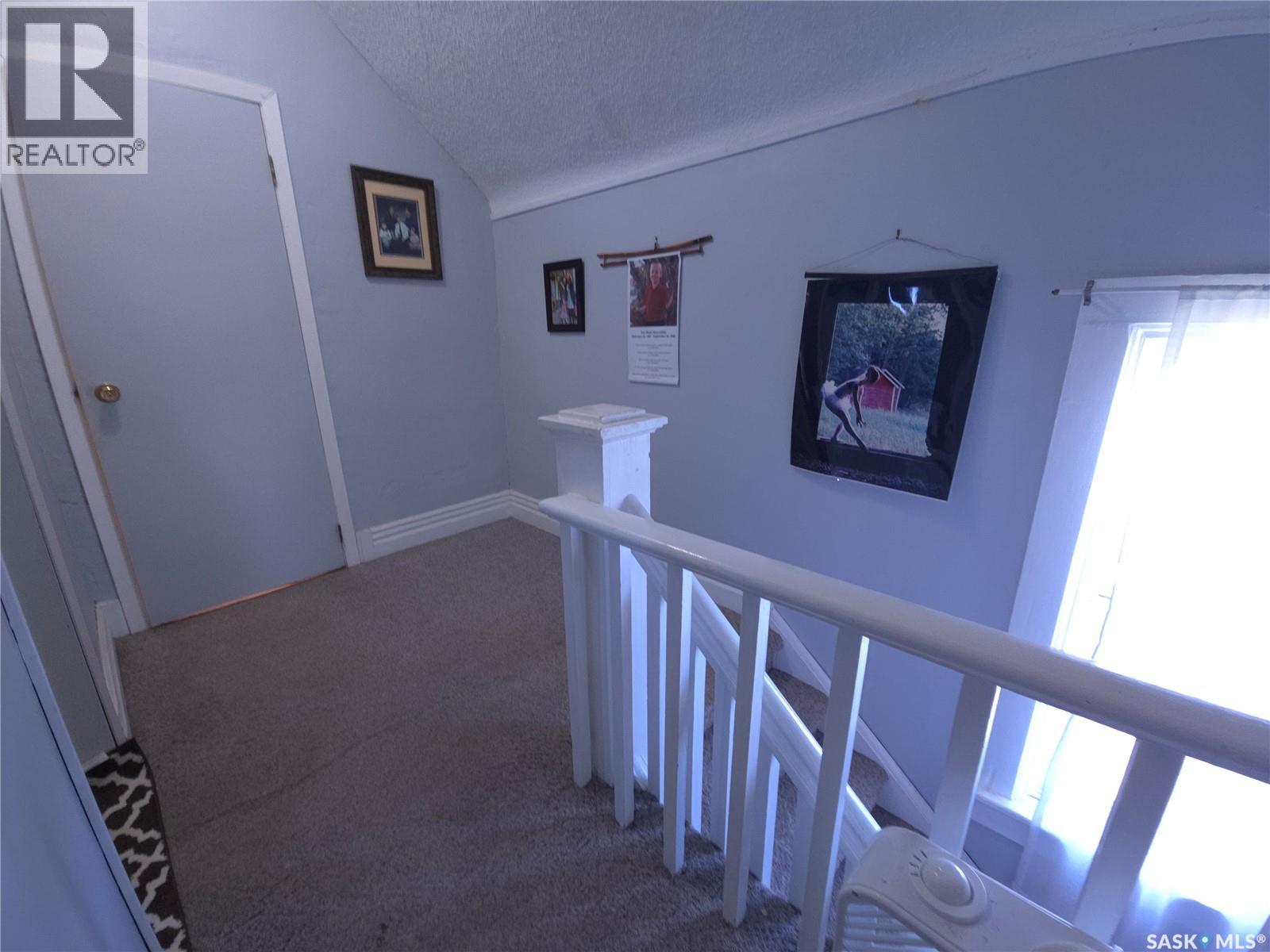 36 21st Street E, Prince Albert, Saskatchewan  S6V 1L8 - Photo 53 - SK043016