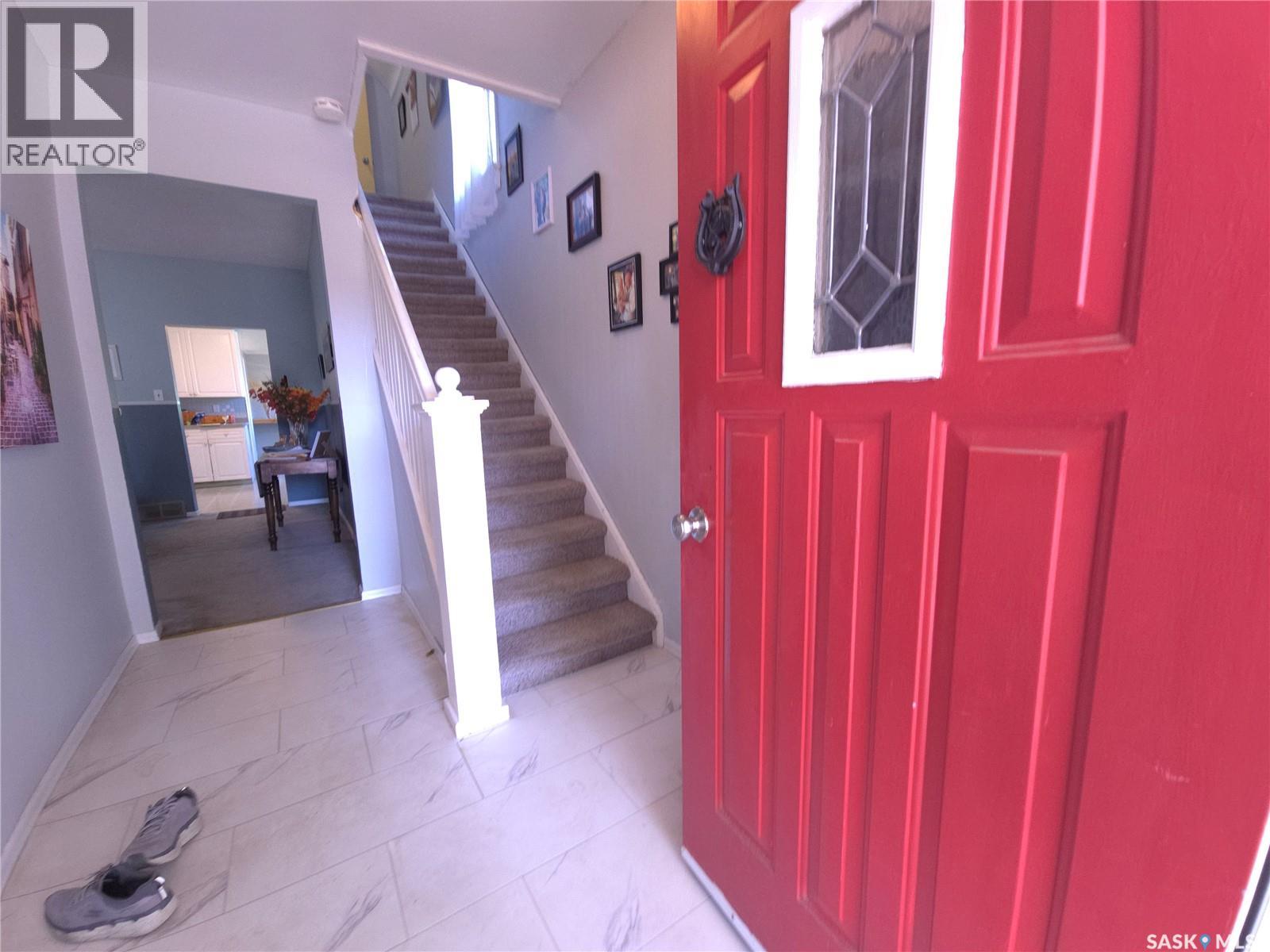 36 21st Street E, Prince Albert, Saskatchewan  S6V 1L8 - Photo 58 - SK043016