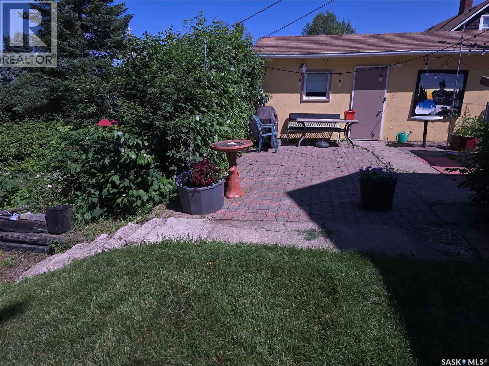 36 21st Street E, Prince Albert, Saskatchewan  S6V 1L8 - Photo 33 - SK043016