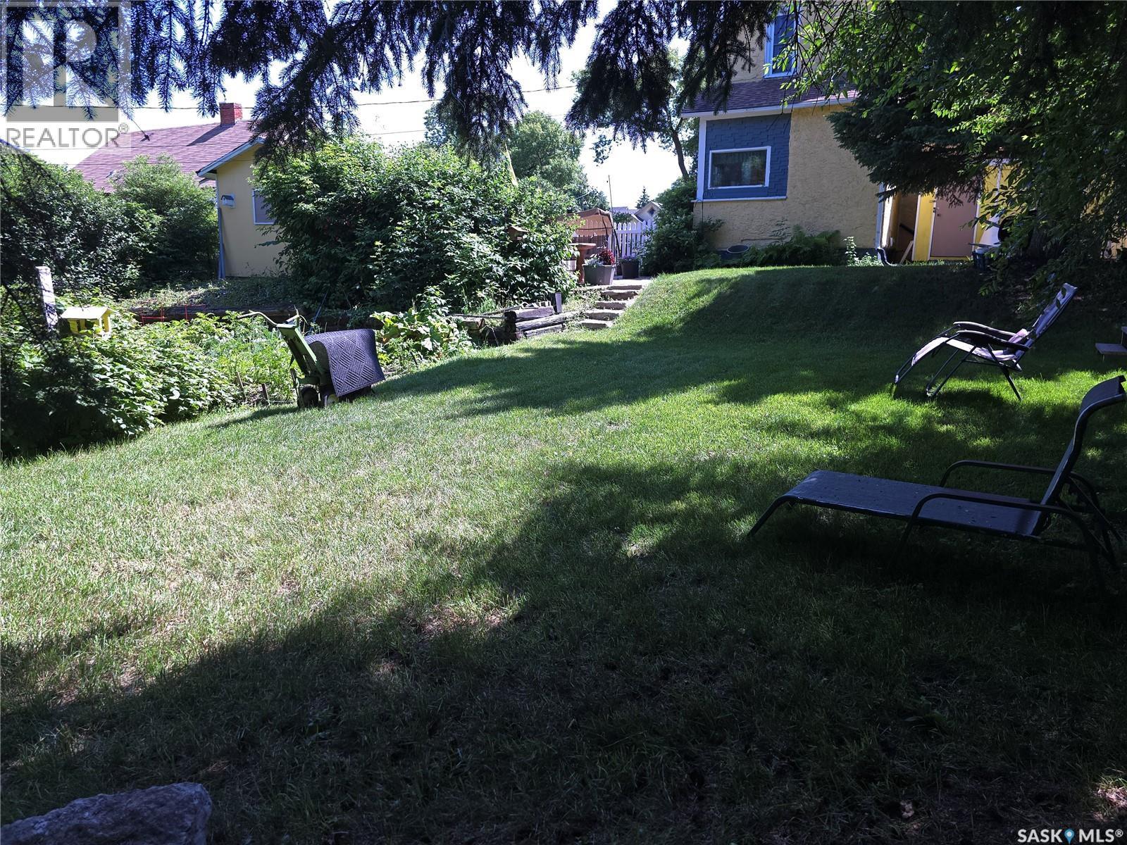 36 21st Street E, Prince Albert, Saskatchewan  S6V 1L8 - Photo 29 - SK043016