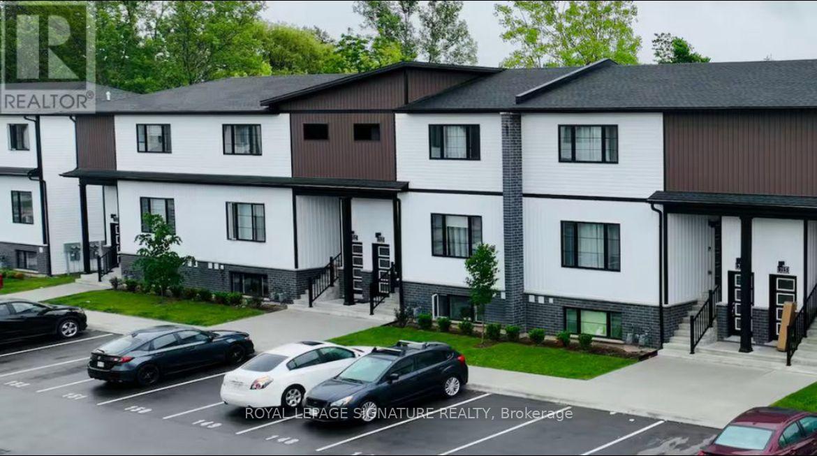 722 - 4263 FOURTH AVENUE, Niagara Falls, Ontario