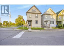 130 STIRTON STREET, Hamilton, Ontario