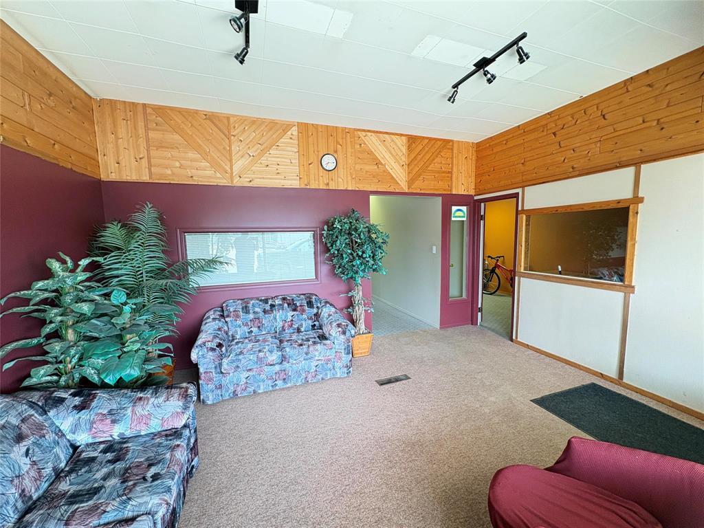 15 Maple Avenue E, Hamiota, Manitoba  R0M 0T0 - Photo 4 - 202619057