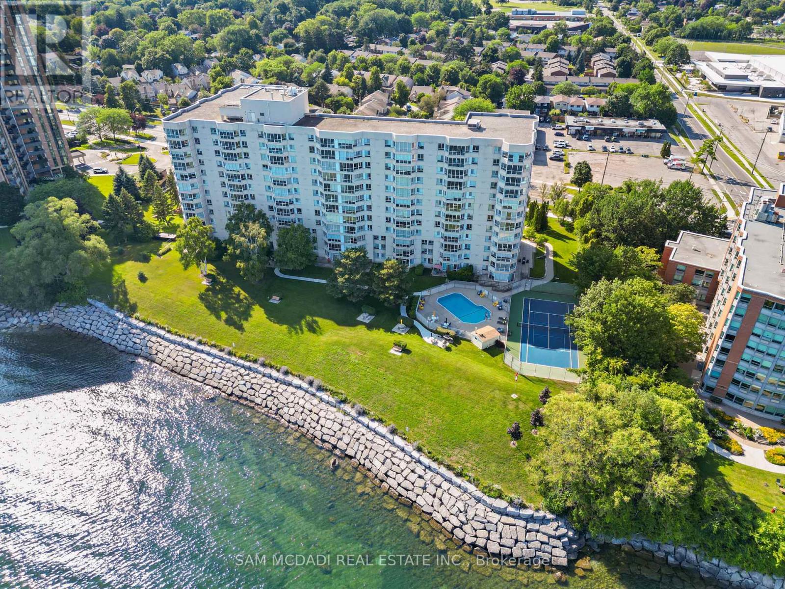 1105 - 5280 Lakeshore Road, Burlington, Ontario  L7L 5R1 - Photo 3 - W13613260
