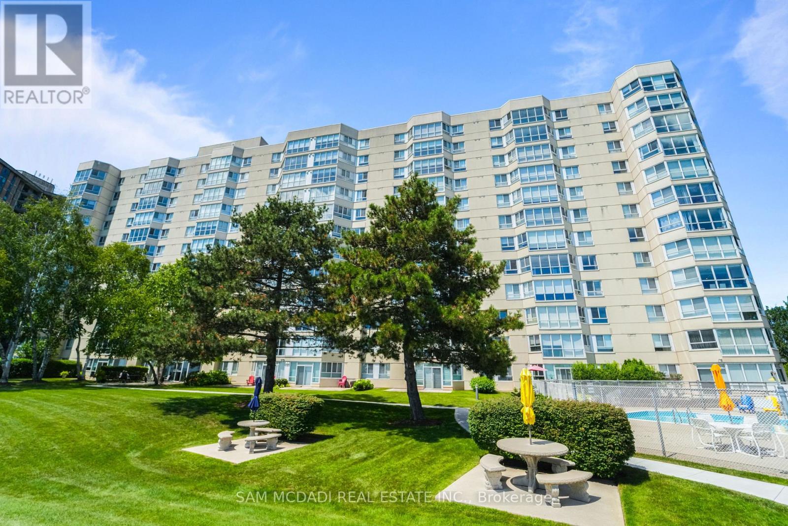 1105 - 5280 Lakeshore Road, Burlington, Ontario  L7L 5R1 - Photo 4 - W13613260