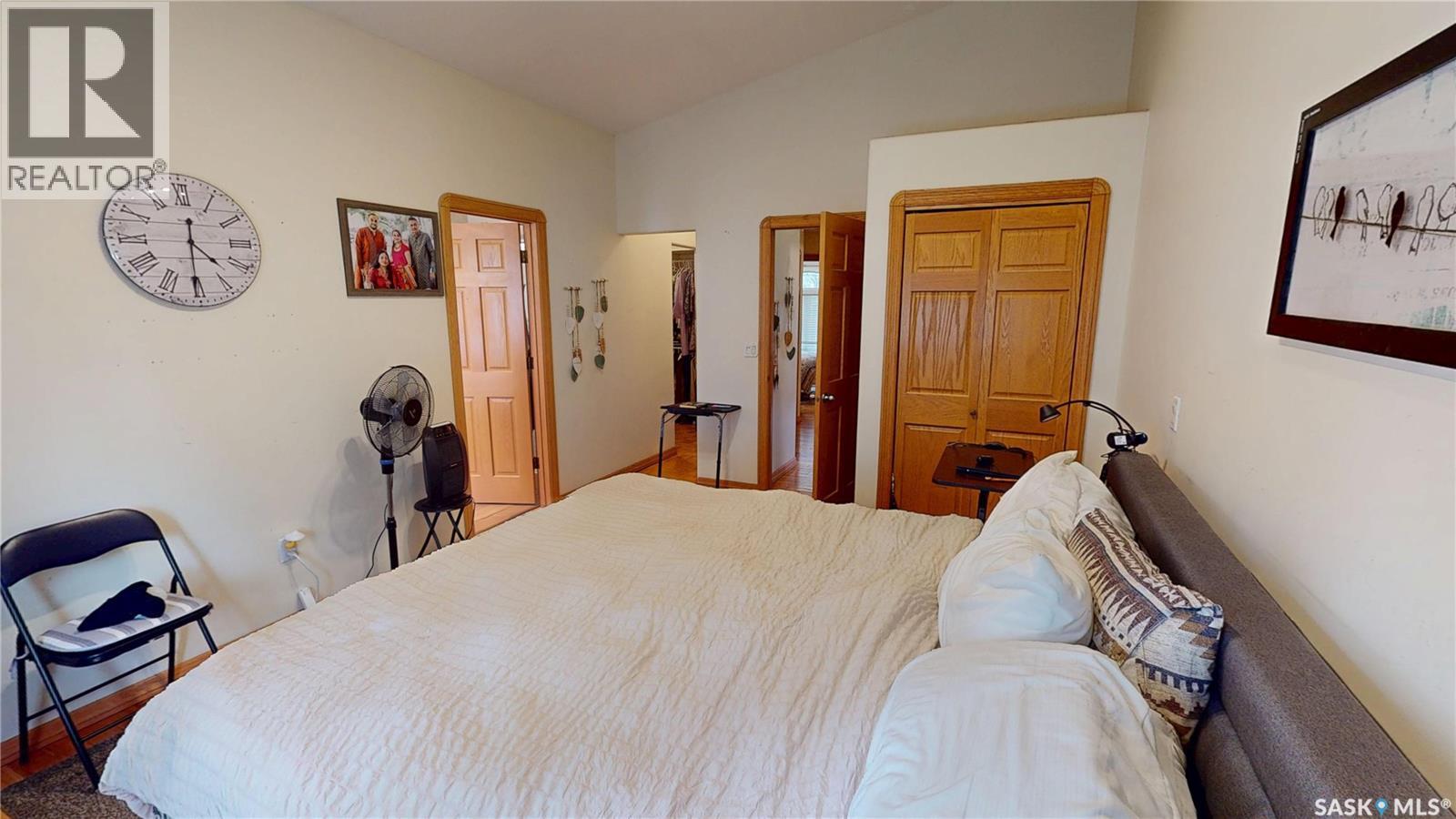 833 Peters Avenue, Oxbow, Saskatchewan  S0C 2B0 - Photo 16 - SK044213