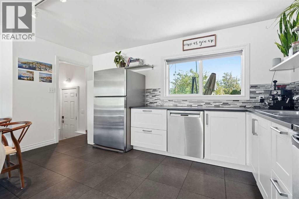 96 Waterloo Drive Sw, Calgary, Alberta  T3C 3G3 - Photo 12 - A2329613
