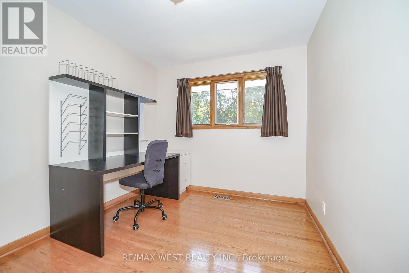 133 Sussex Street, Oshawa, Ontario  L1G 1W1 - Photo 12 - E13627200