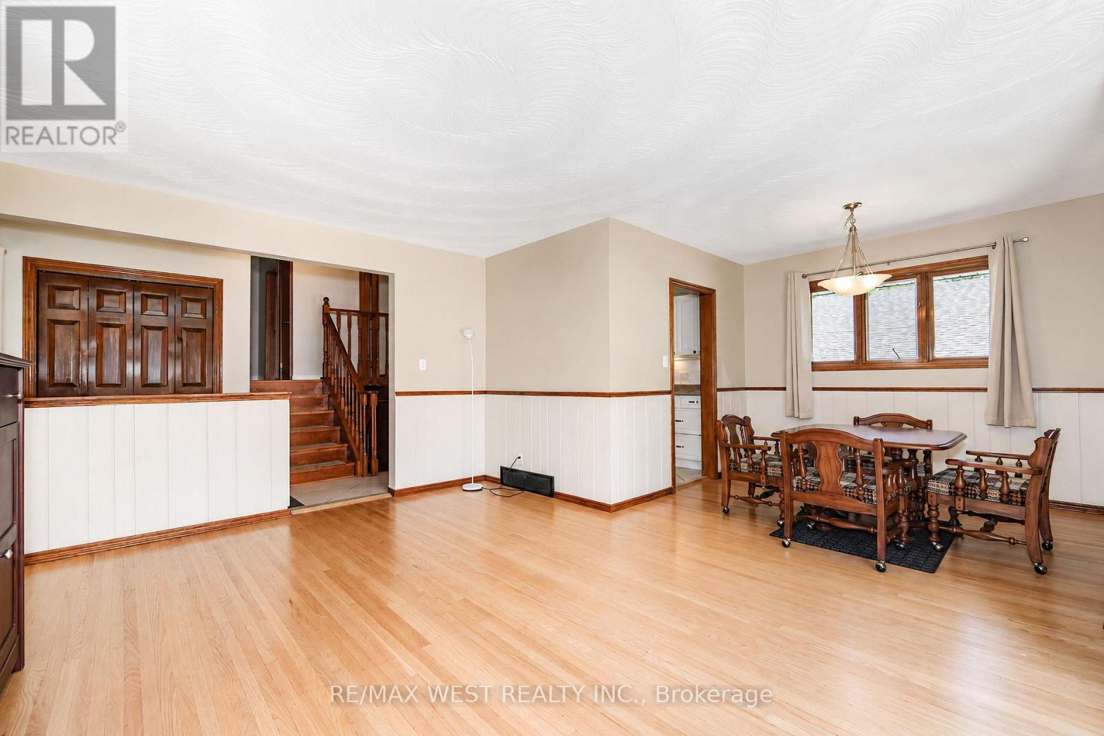 133 Sussex Street, Oshawa, Ontario  L1G 1W1 - Photo 7 - E13627200