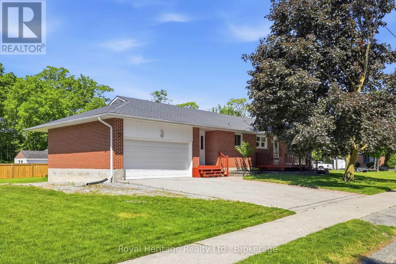 12 Simcoe Street, Whitby, Ontario  L1M 1B2 - Photo 26 - E13628316