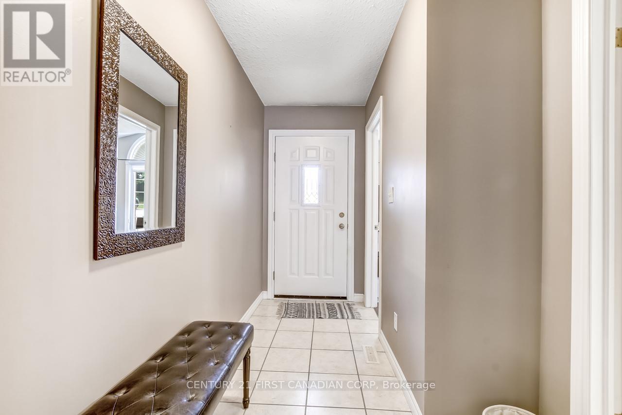 47 - 1077 Hamilton Road, London East, Ontario N5W 6G3 - Photo 3 - X13628408