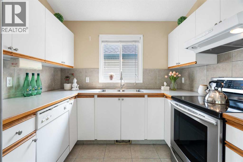 38 Hidden Spring Circle NW, Calgary, Alberta  T3A 5H3 - Photo 19 - A2329888