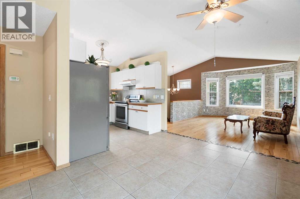 38 Hidden Spring Circle NW, Calgary, Alberta  T3A 5H3 - Photo 16 - A2329888