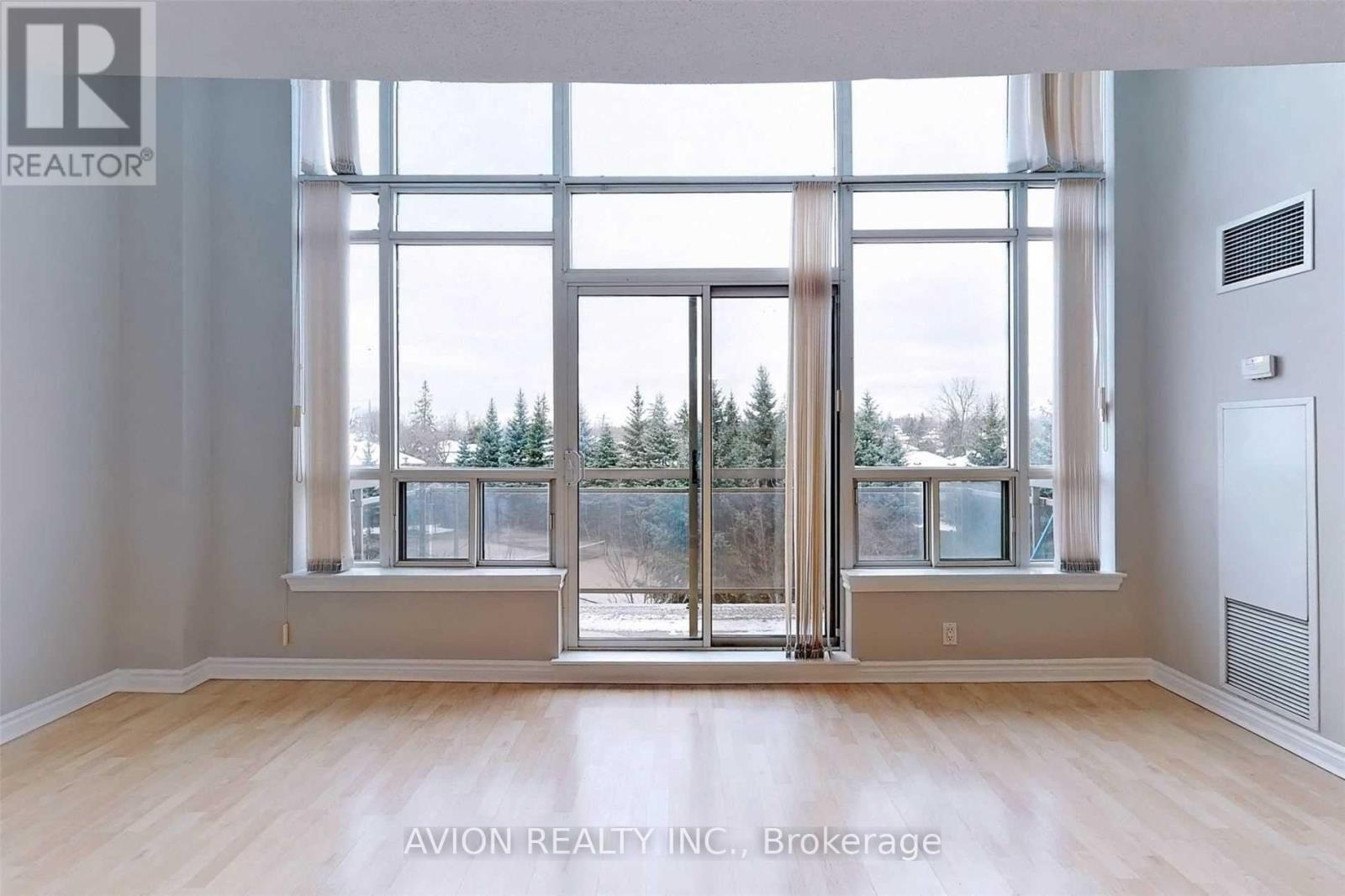 320 - 1720 Eglinton Avenue E, Toronto, Ontario  M4A 2X8 - Photo 2 - C13628374