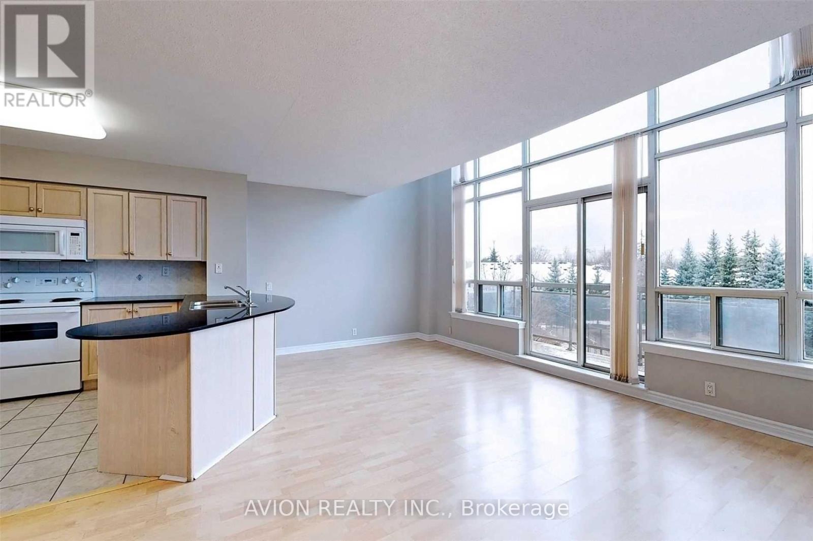 320 - 1720 Eglinton Avenue E, Toronto, Ontario  M4A 2X8 - Photo 5 - C13628374