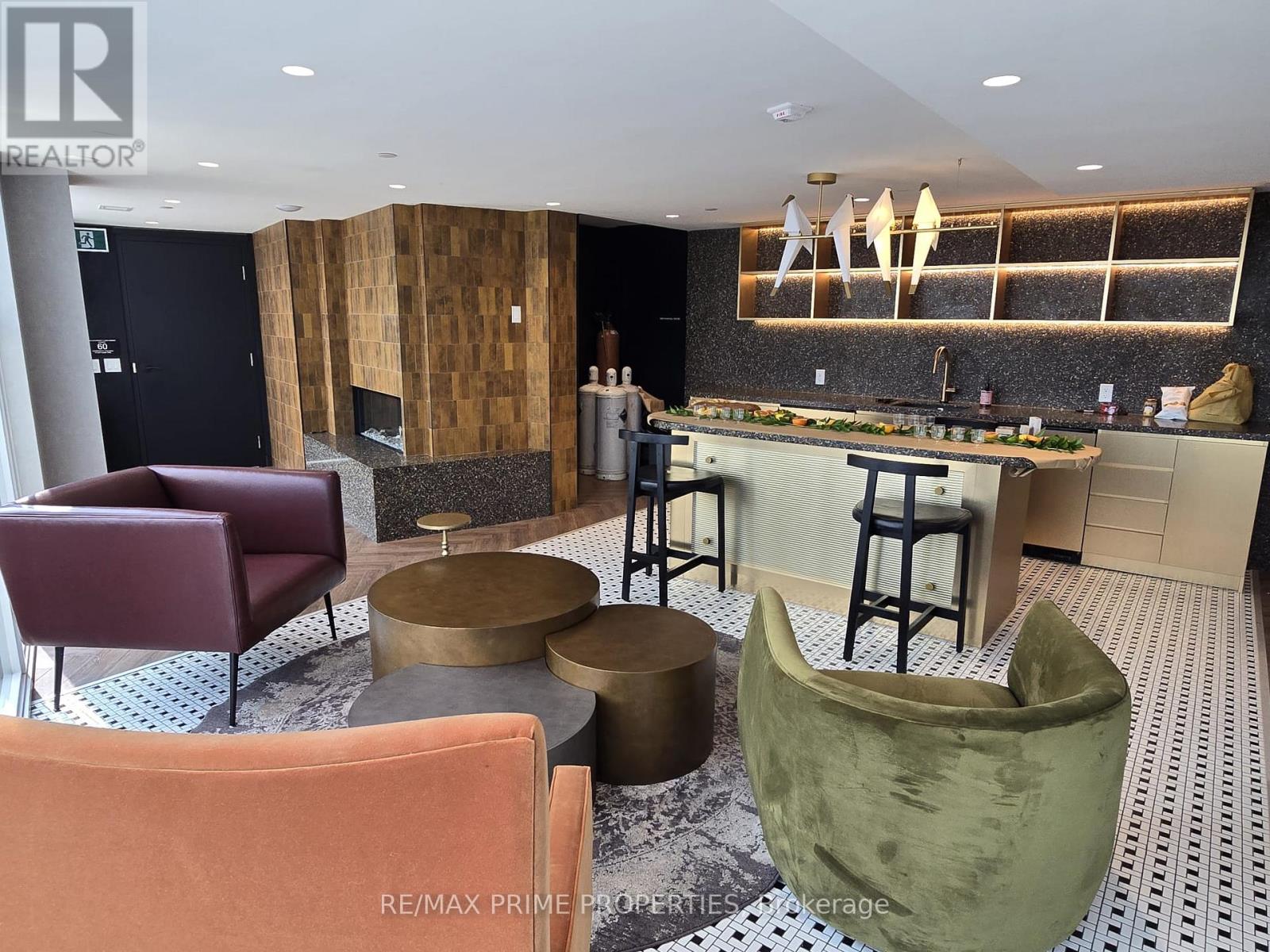 405 - 5 Lakeview Avenue, Toronto, Ontario  M6J 0H3 - Photo 6 - C13628422