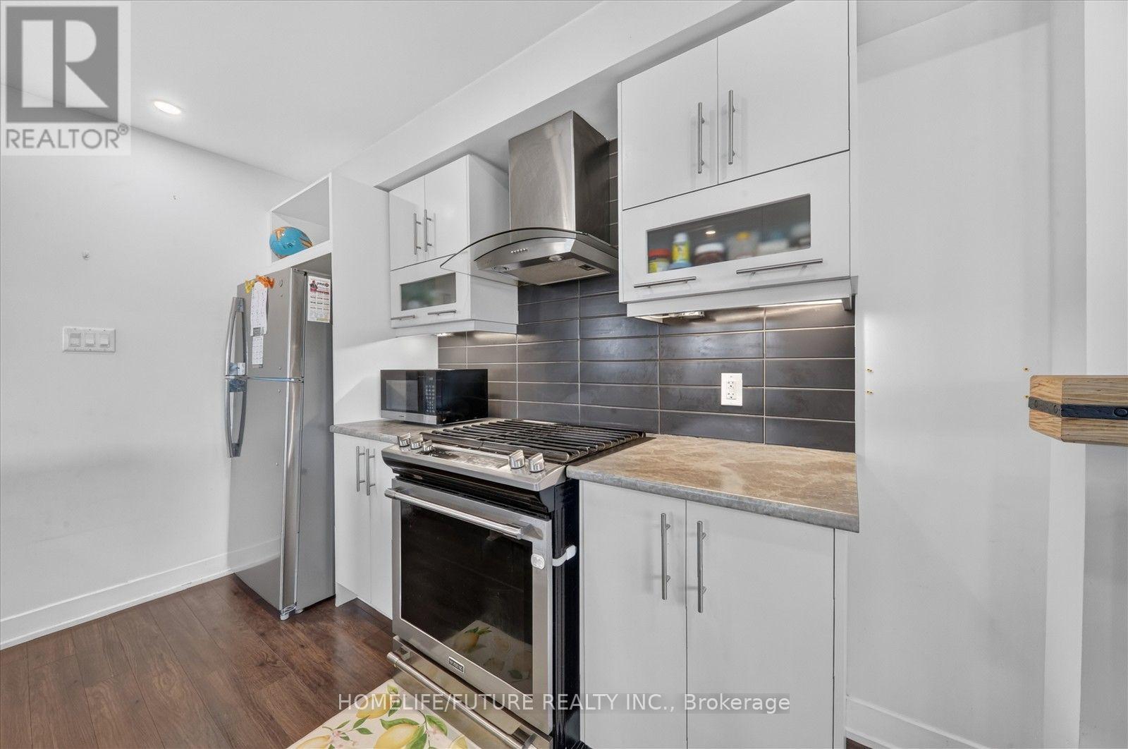 46 Pallock Hill Way, Whitby, Ontario  L1R 0N5 - Photo 18 - E13628382