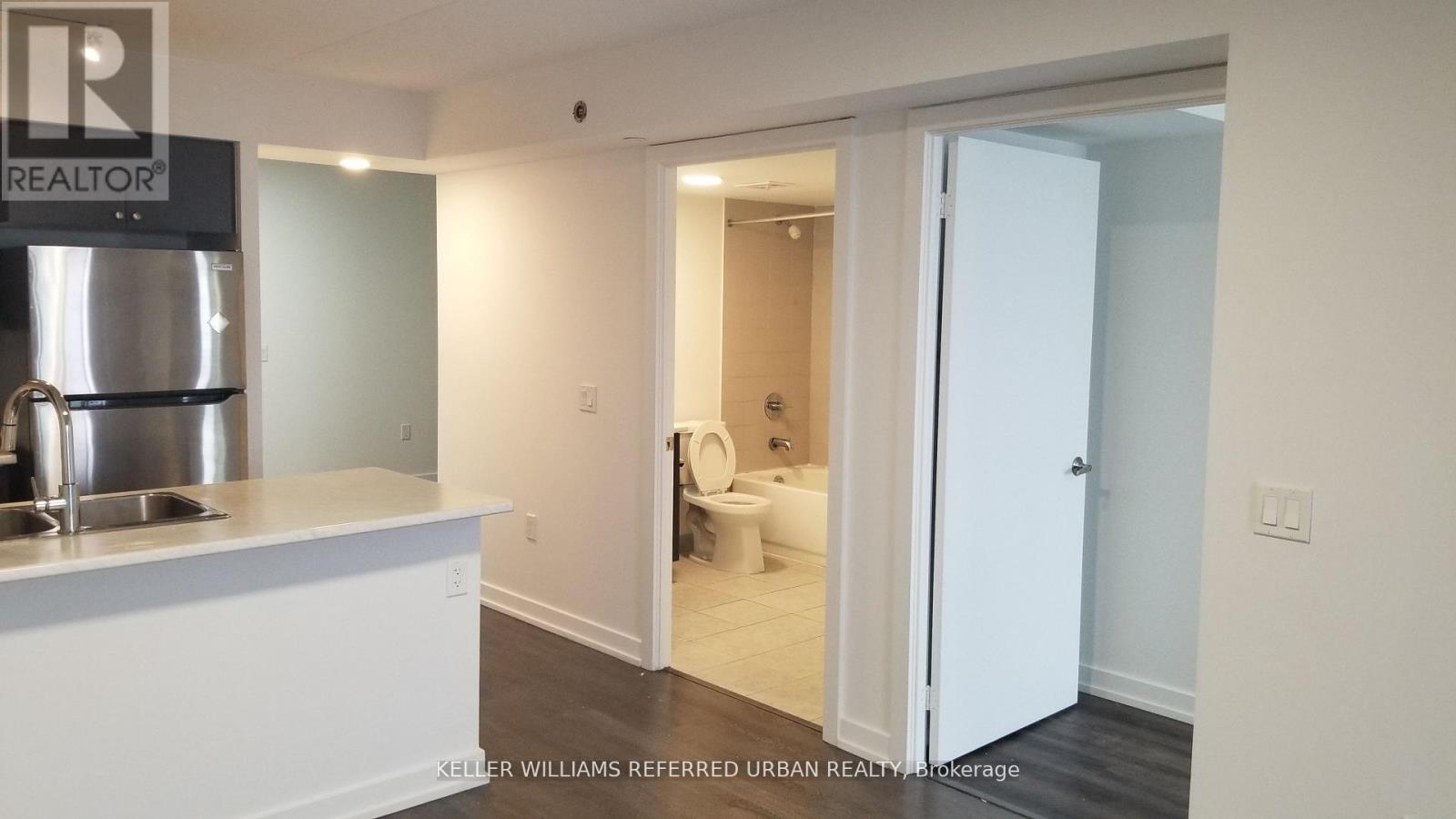 1308 - 1346 Danforth Road, Toronto, Ontario  M1J 0A9 - Photo 2 - E13628394