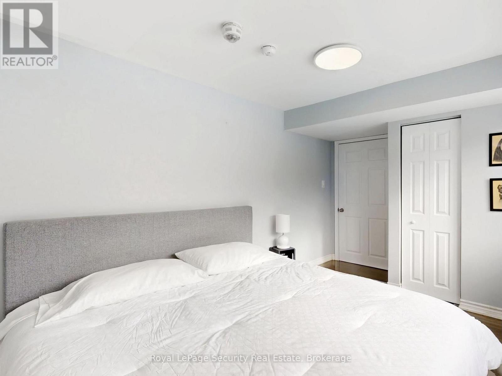 39 Vivian Creek Road, East Gwillimbury, Ontario  L0G 1M0 - Photo 14 - N13628318