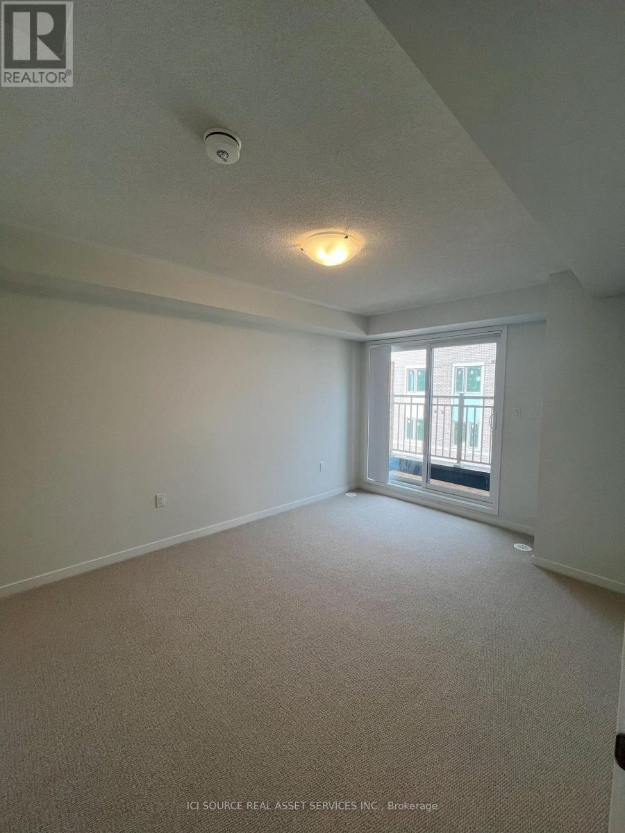 227 - 131 Honeycrisp Crescent, Vaughan, Ontario  L4K 5Z8 - Photo 9 - N13628326