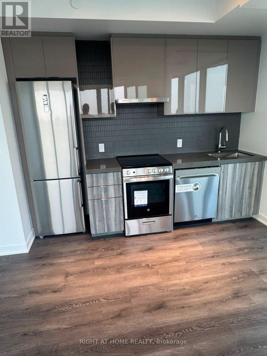 1704 - 10 Flavelle Trail, Vaughan, Ontario  L4L 1V8 - Photo 5 - N13628400