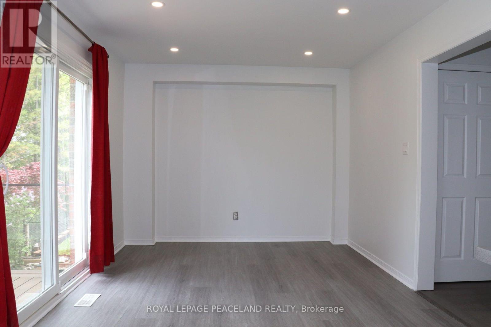 609 Walpole Crescent, Newmarket, Ontario  L3X 2B5 - Photo 7 - N13628404