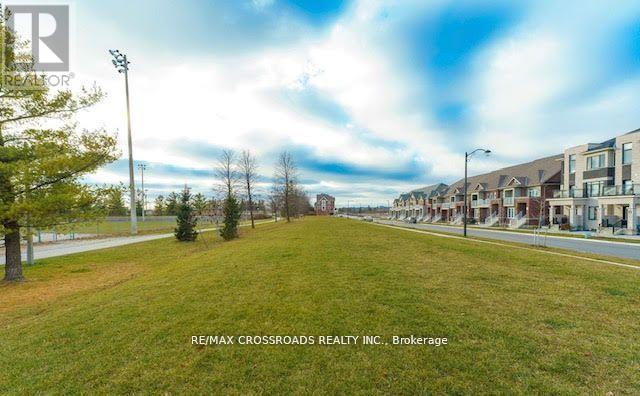 117 William F Bell Parkway, Richmond Hill, Ontario  L4S 0K7 - Photo 11 - N13628424