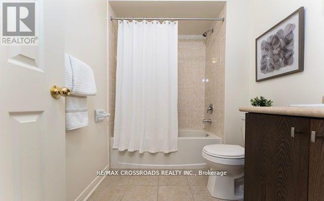117 William F Bell Parkway, Richmond Hill, Ontario  L4S 0K7 - Photo 9 - N13628424
