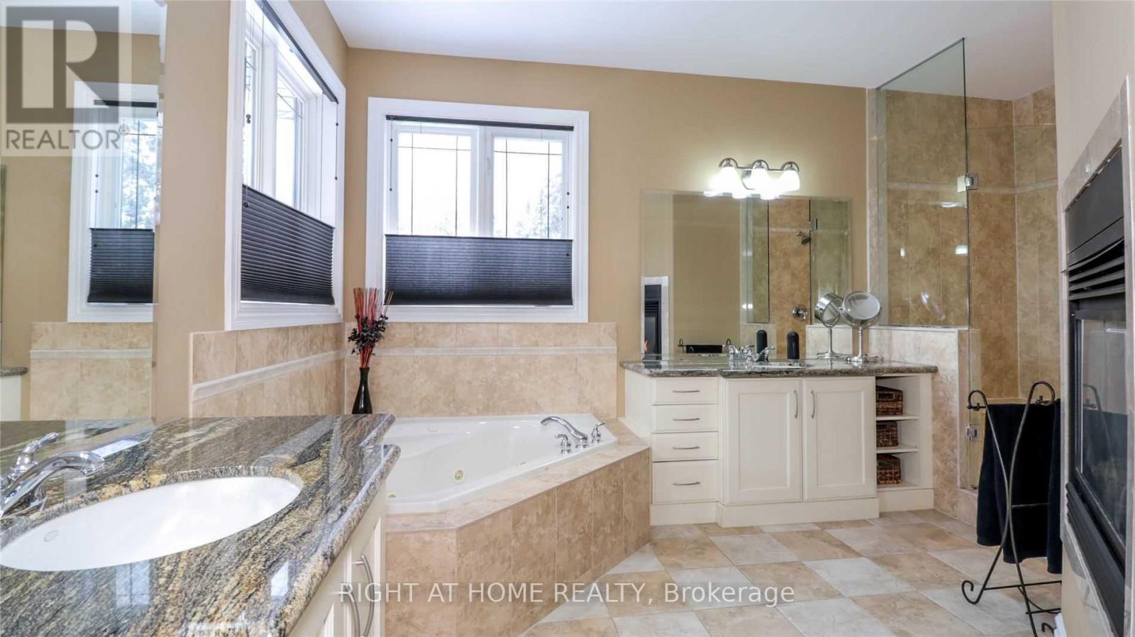 2014 Innisbrook Street, Innisfil, Ontario  L9S 5A3 - Photo 18 - N13628432