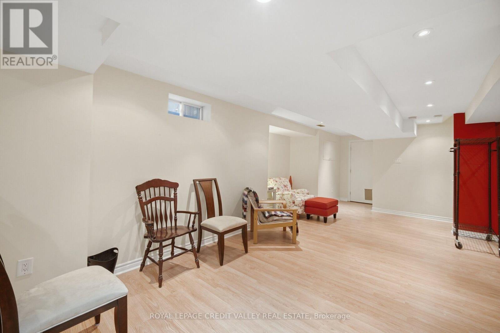 8 Pressed Brick Drive, Brampton, Ontario  L6V 4K8 - Photo 33 - W13628312