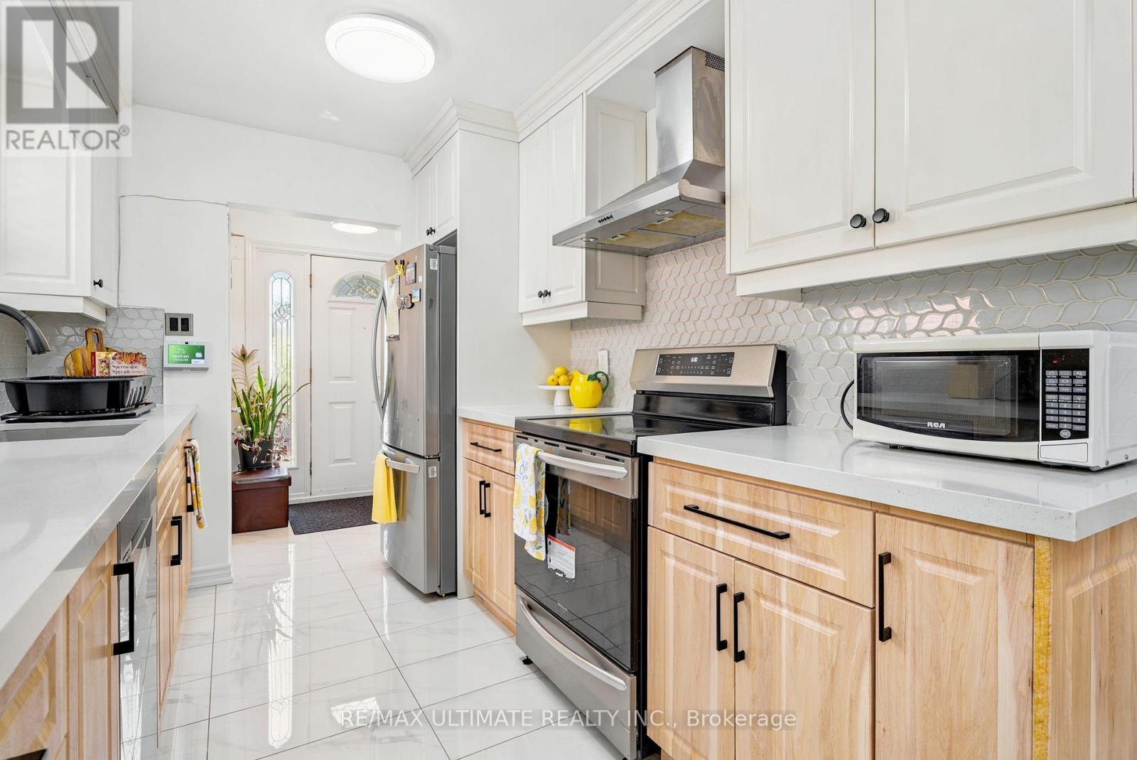 48 Venetian Crescent, Toronto, Ontario  M3N 2L8 - Photo 16 - W13628350